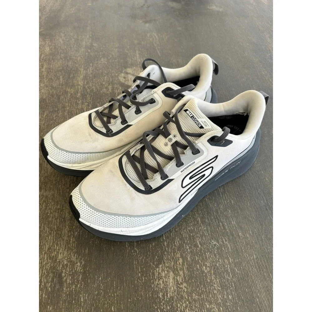 Skechers Max Run Vorteza Waterproof White Sneaker Running Shoes Men's Size 11.5